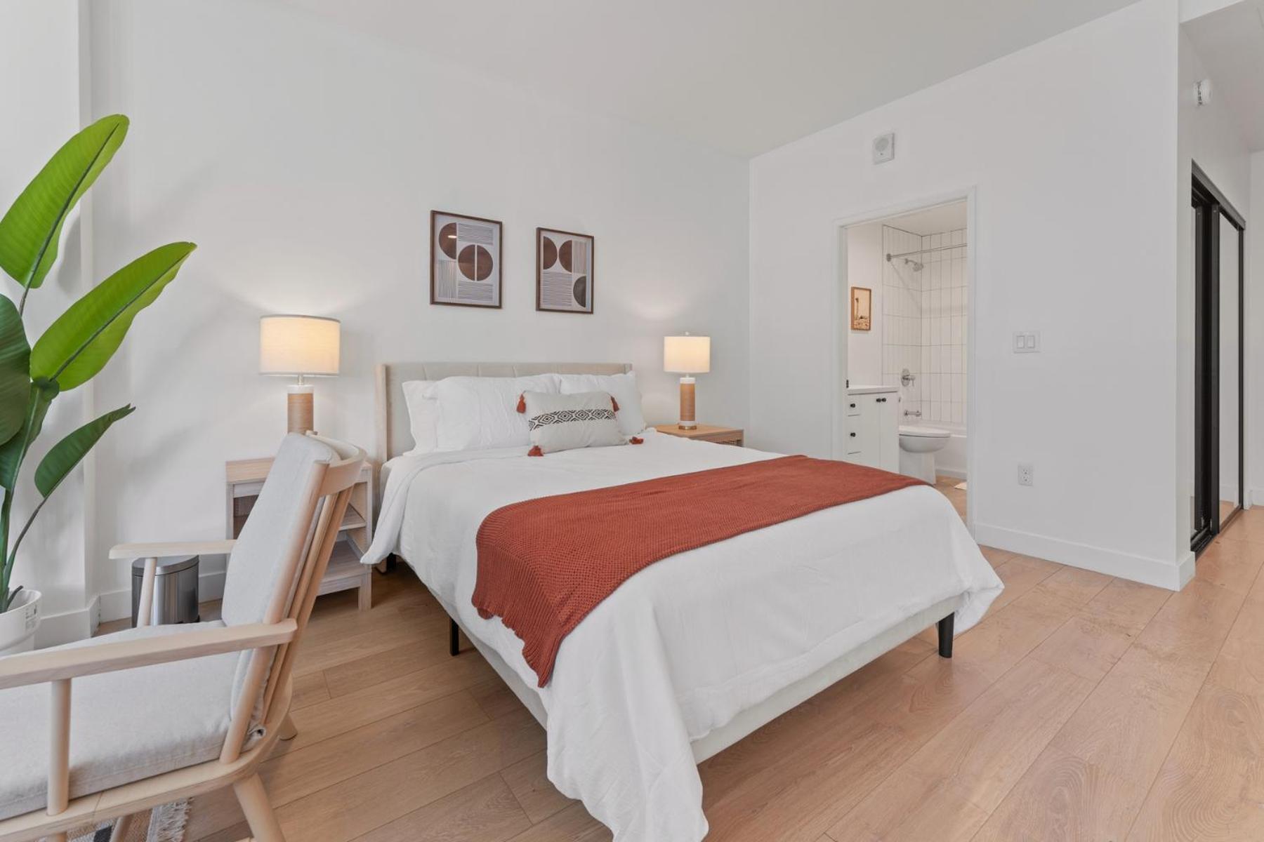 Stylish Downtown La Getaway - Prime Location On Wilshire Blvd! Otel Los Angeles Dış mekan fotoğraf