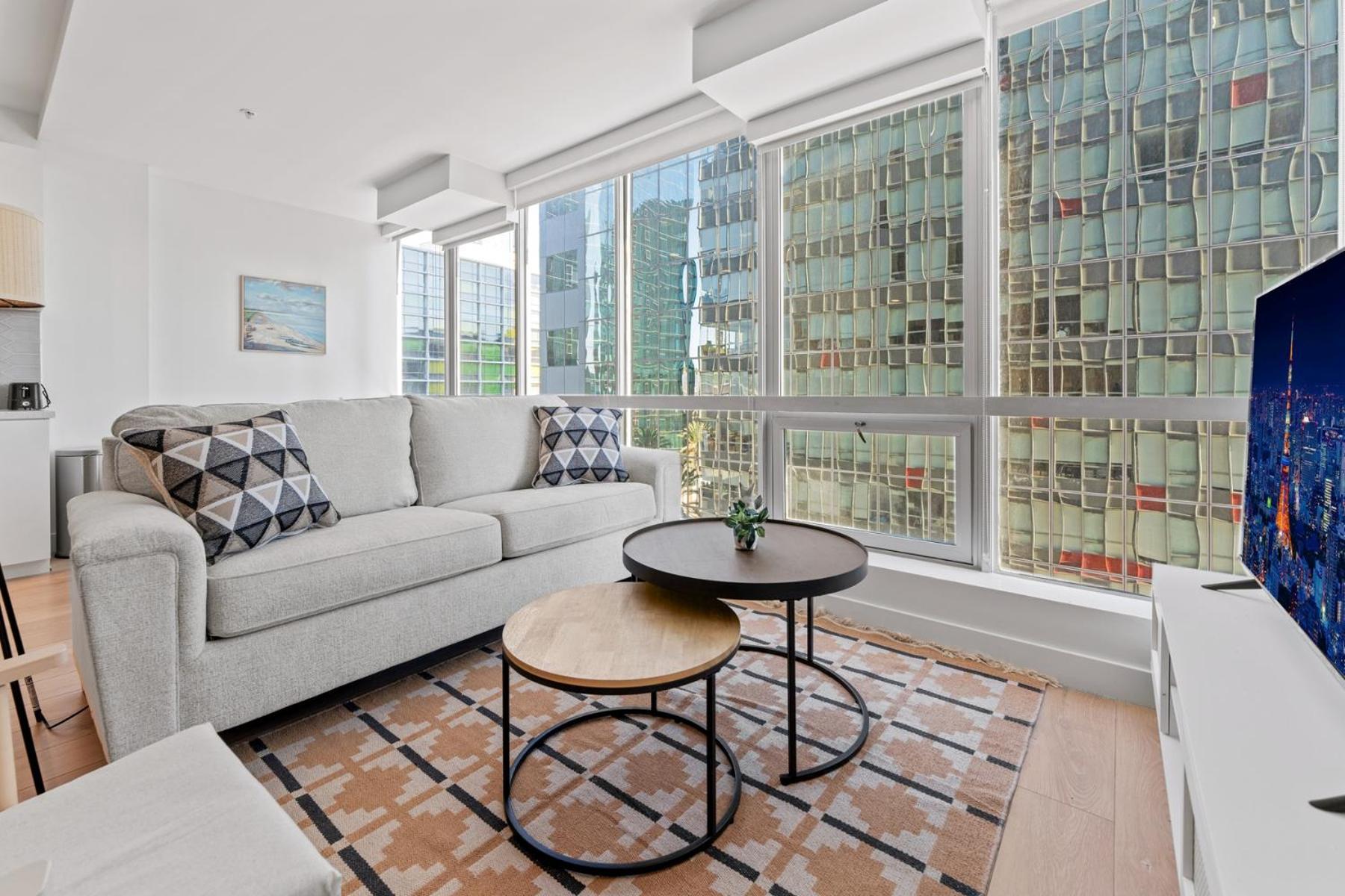 Stylish Downtown La Getaway - Prime Location On Wilshire Blvd! Otel Los Angeles Dış mekan fotoğraf